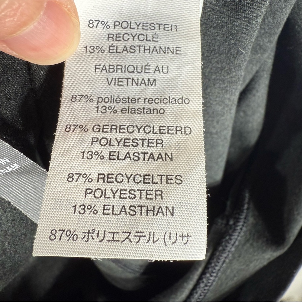 Vuori Clean Elevation Legging Black Heather VW444 Size Large 25” Inseam - Picture 7 of 7